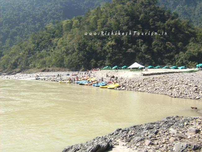 Rishikesh TOURISM :- PHOTO GALLERY OF River Rafting In  Rishikesh