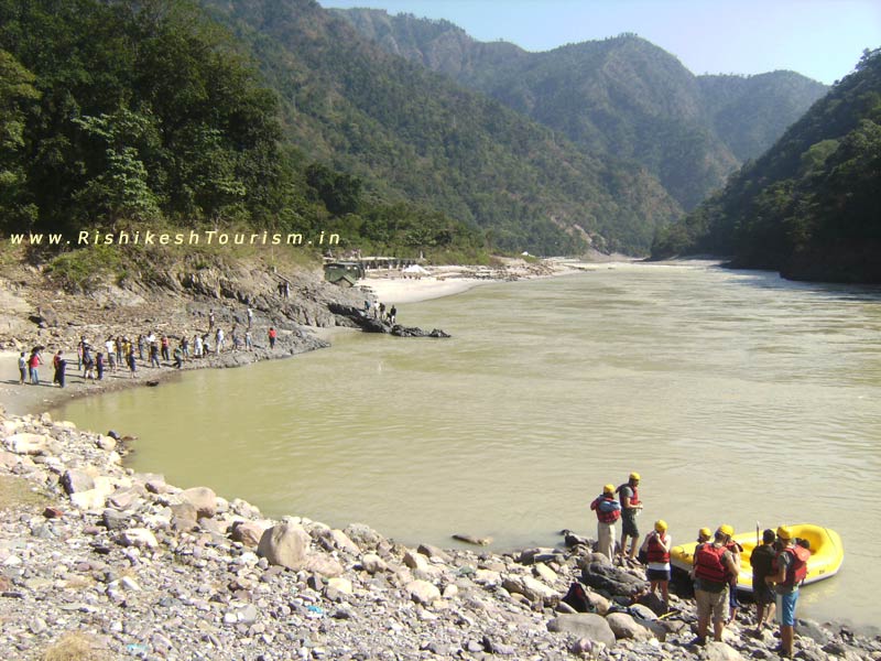 Rishikesh TOURISM :- PHOTO GALLERY OF River Rafting In  Rishikesh